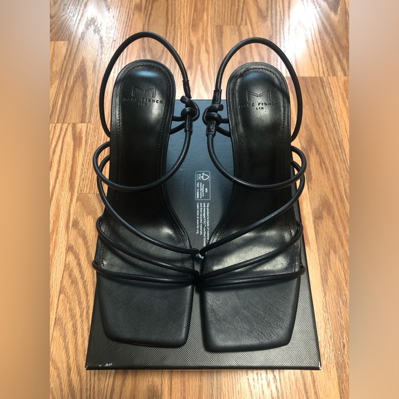 MARC FISHER Black Davia Square Toe Slingback sandal size 8 New - Picture 8 of 9